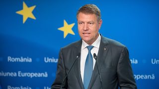 ANAF verifica daca familia Iohannis a declarat venituri obtinute din meditatii in perioada 1990-2017
