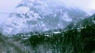 Fotografia care a starnit curiozitatea a mii de oameni. Ce a aparut pe un munte urias