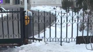 Poarta Guvernului, sudata peste noapte. Fortele de ordine iau masuri sporite