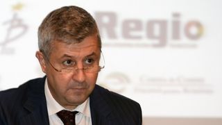 Mama Ministrului Justitiei Florin Iordache: "I-am zis sa nu se bage intre caini! Trebuie sa munceasca cinstit, ca sunt locuri de munca"!