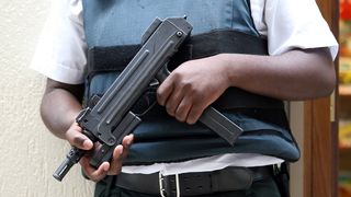 Roman in varsta de 21 de ani, retinut pe Aeroportul din Frankfurt pentru terorism