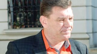 Nemultumit de veniturile politistilor, liderul sindical Dumitru Coarna a amenintat cu proteste! Acesta are un salariu lunar de 6900 de lei!