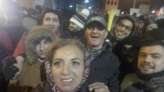 Fiica bulibasei din Gilau, la mitingul de la Cotroceni! Dana Varga e o apropiata a lui Calin Popescu Tariceanu