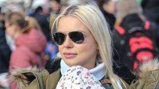 Jojo si-a luat si bebelusul de numai 3 luni