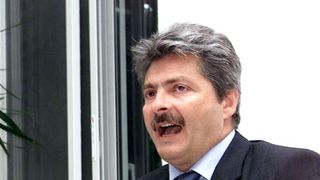 Vezi de ce nu este de acord iubita lui Sorin Ovidiu Vantu cu sutele de mii de protestatari care s-au opus ordonantei privind modificarea Codurilor Penale!