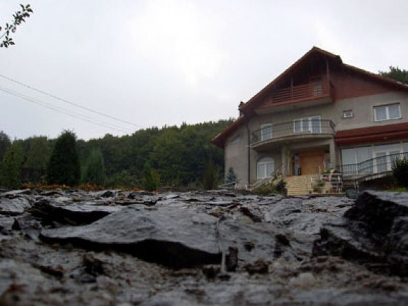 Asa arata casele pe care Nicolae Vacaroiu le detine