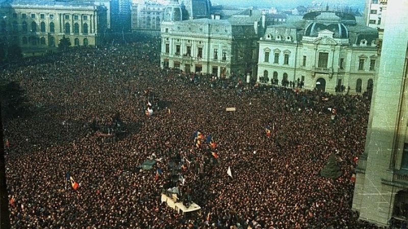 Piata Victoriei, la Revolutie