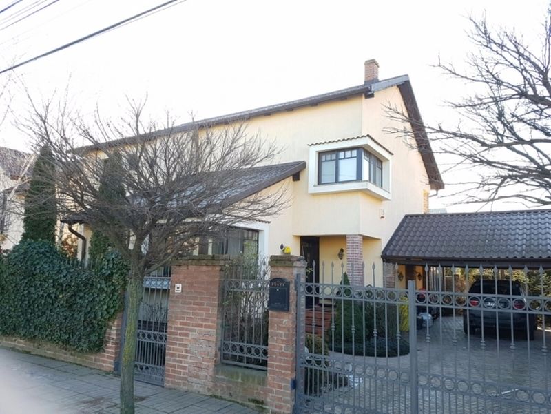 Vila familiei Grindeanu din judetul Timis