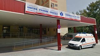 Batrana din Satu Mare, lesinata in spital in sala de asteptare. Medicii i-au acordat cu greu ajutorul