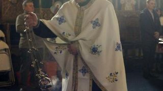 Un preot din Piatra Neamt ofera meditatii gratuite pentru elevii care se pregatesc de Bacalaureat