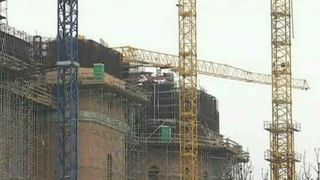 Mister pe santierul Catedralei Mantuirii Neamului! Ce sunt cutiile verzi asezate in varful constructiei