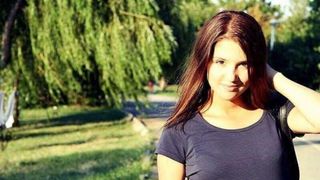 Teodora, tanara care a trait 20 de ani cu embrionul fratelui geaman in pantece, a murit. Ea ajunses intr-un spital din Viena pentru tratament