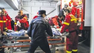 Ajutorul impresionant dat de Mihaela Geoana femeilor arse la Colectiv! Sotia politicianului a initiat o campanie de donare de par pentru reprezentantele sexului frumos afectate in zona capilara!