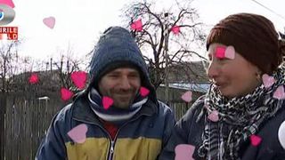 De Dragobete, la sat. Barbatii nu si-au rasfatat iubitele cu cine scumpe, ci cu ghiocei din gradina