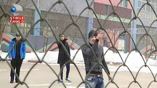 Vor sa ascunda ceva gardienii din penitenciarele romanesti? Exista celule in care detinutii dorm cu mortii si se lupta cu soarecii si gandacii?