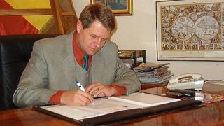 Presedintele a condus multi ani primaria din Sibiu