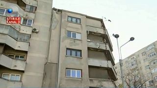 Un bloc cu 5 etaje, din Bucuresti, mutat cu tot cu locatari: "Nu se simtea nimic"