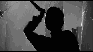 O femeie din Giurgiu, medic legist, a fost injunghiata cu mai multe lovituri de cutit de catre fiul sau, acesta fiind arestat preventiv