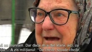 Si-a vandut propria mama pentru casa in care locuieste! Batrana de 87 de ani a ramas pe drumuri, ca un caine al nimanui