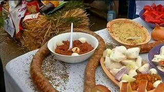 Finalul iernii a fost sarbatorit in judetul Covasna prin Festivalul "Pomana Porcului"
