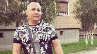 Un celebru interlop aradean sustine ca a fost atacat in propria casa: "Mi-a impuscat casa asta noapte! Bai, prostule! Impusca-ma pe mine daca ai curaj!"