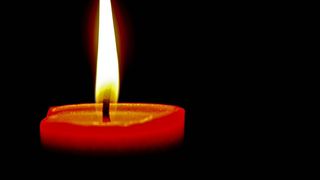 Un copil de trei ani a murit, iar mama acestuia si un bebelus au fost raniti, in urma unui incendiu