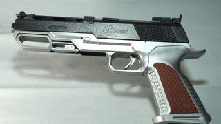 Vaslui: Adolescentul gasit cu un pistol intr-un centru al DGASPC. A fugit de la familia la care era in plasament