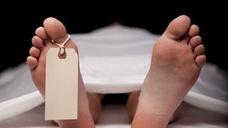 I-au promis ca vor avea grija de ea in schimbul mostenirii, dar au lasat-o sa o manance sobolanii in casa. Este cazul socant al unei batrane din Iasi