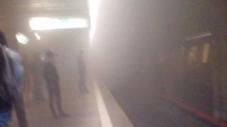 Panica in aceasta dimineata la metrou. Statiile Crangasi si Basarab au fost cuprinse de fum