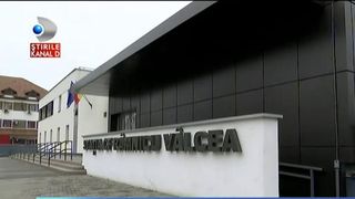 O investitie de 7 milioane si jumatate de euro, blocata in Valcea. Gara din localitate este inchisa de un an pentru ca... - Numai in Romania era posibil asta