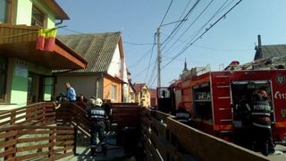 Un incendiu a cuprins o gradinita din judetul Bistrita-Nasaud - 60 de copii si 3 educatoare erau inauntru