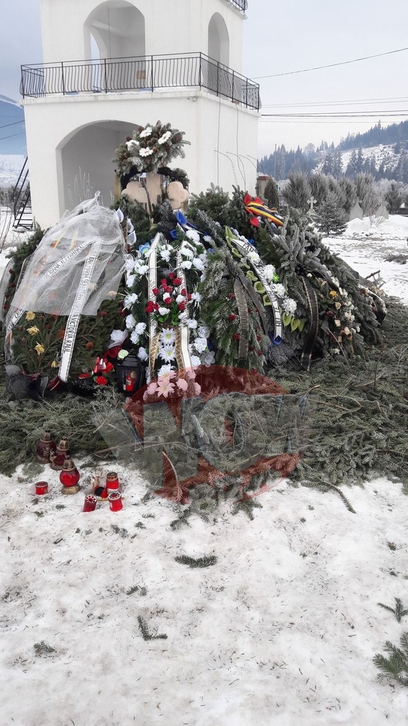 Asa arata mormantul parintelui la o saptamana de la inmormantare