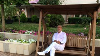 EXCLUSIV Adrian Nastase a dat in judecata DNA! Fostul premier nu si-a incheiat "afacerile" cu procurorii dupa ce acestia i-au pus sechestru pe o parte din avere, in dosarul "Zambaccian"