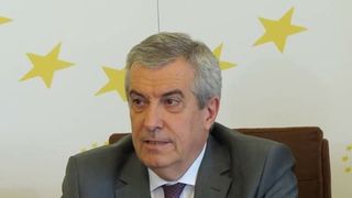 "Nu recunosc acuzatiile care mi se aduc si nici nu le inteleg", a declarat Tariceanu in fata instantei