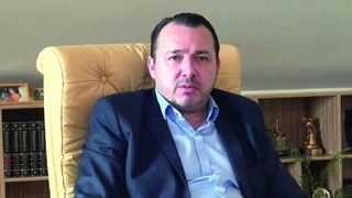 Dosar penal pentru deputatul PSD care a declarat ca protestatarii trebuie alungati cu tunuri de apa si ca are o mitraliera AKM pe care e pregatit a o foloseasca