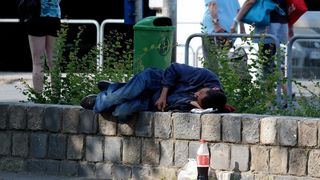 Un cersetor roman a ucis o batrana de 85 de ani in Ungaria. Femeia i-a oferit niste bani, iar romanul a incercat sa ii fure geanta