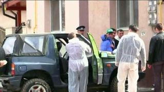 Alerta in toata tara. Un barbat din Oradea a rapit si a impuscat in cap fiica unui politist