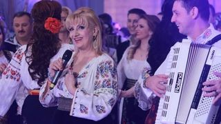 Colegii de scena ai Ilenei Ciuculete vorbesc despre ultimele momente pe care le-au petrecut impreuna cu artista: "Mi-a zis ca simte ca este ca un munte, ca nu o poate darama nimic"