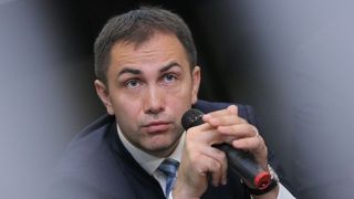 In ce stare se afla sotul Alinei Gorghiu, care a provocat un accident cumplit pe Valea Oltului. Medicii au luat decizia de a il transfera la Bucuresti