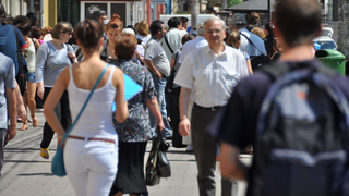 Specialistii explica de ce romanii au cele mai mici salarii, desi sunt cei mai productivi din Europa