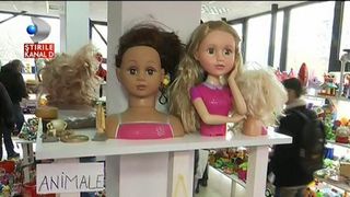 Jucarii second-hand, afacerea care merge struna. Parintii sunt fericiti ca iau jucarii la mai putin de jumatate din pretul lor initial, iar copiii sunt multumiti ca primesc mai multe jucarii