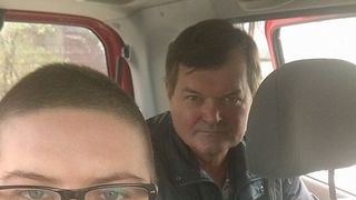 Tatal artistei a organizat o campanie umanitara in presa locala