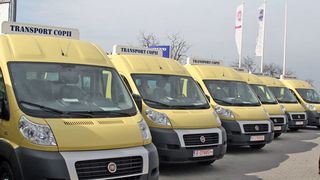 Romania doneaza Republicii Moldova 95 de microbuze pentru transportul elevilor
