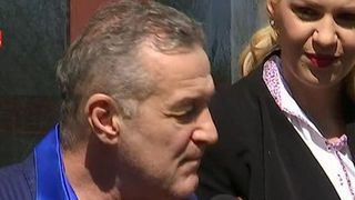 "Comisarul" international Gigi Becali a inceput razboiul cu sefii penitenciarelor, pe care ii acuza de tortura