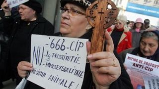 In urma cu cativa ani, credinciosii au iesit in strada pentru a impiedica proiectul de lege