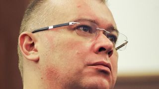 Cum arata sotia ambasadorului roman acuzat ca a umilit o tanara jurnalista! Consoarta lui Dan Mihalache este angajata a Parlamentului European