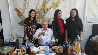 Ancheta la Primaria Vaslui, dupa ce angajatii s-au cinstit cu alcool in incinta institutiei. Petrecerea a avut loc in timpul programului