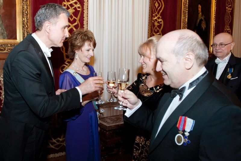 In urma cu doi ani, la receptia de la Peles