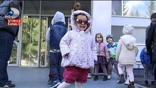 Zeci de copii au fost vedete astazi la Kanal D, in prima zi din "Saptamana altfel"