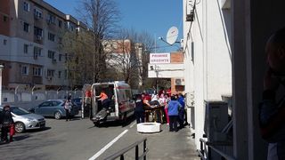 Eleva de 13 ani din Galati, moarta dupa ce s-a aruncat de la etajul 10